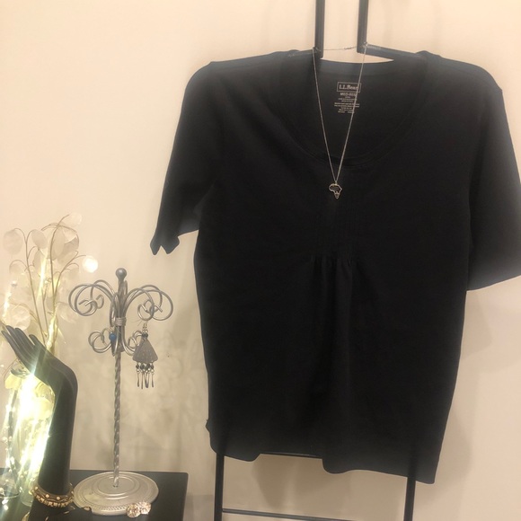 L.L. Bean Cotton Top - Picture 3 of 13